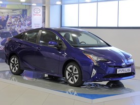 Toyota Prius 2016