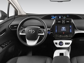 Toyota Prius IV 