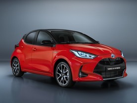 Toyota Yaris IV Hybrid