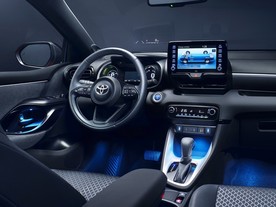 Toyota Yaris IV Hybrid
