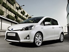 Toyota Yaris Hybrid 