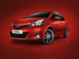 autoweek.cz - Nová Toyota Yaris před startem