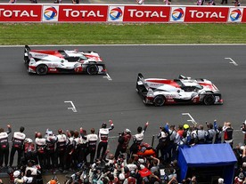 Toyota TS050 Hybrid č. 8 a č. 7