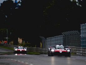 Toyota TS050 Hybrid č. 8 a č. 7