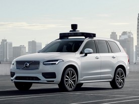 Uber Elevate:- Volvo XC90 pro autonomní jízdu
