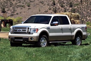 Nejprodávanějším autem v USA je nadále Ford F150