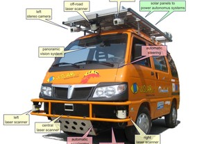 Vozidlo Porter vybavené systémy VisLab