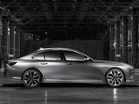 VinFast  Lux A2.0 Sedan