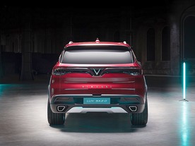 VinFast  Lux SA 2.0 SUV