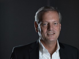 VinFast - CEO James de Luca 