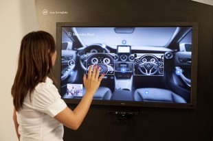 Mercedes-Benz Visionary Store