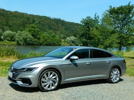 Volkswagen Arteon R-Line