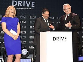 Barbara Schönebergerová, Sigmar Gabriel a Martin Winterkorn 