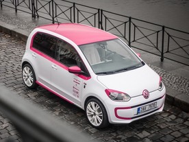 Volkswagen mama up! 
