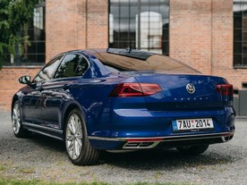 Volkswagen Passat R Line