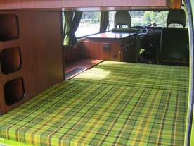 Volkswagen T2 Berlin 1975