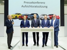 Peik von Bestenbostel, Herbert Diess, Hans Dieter Pötsch, Stephan Weil a Bernd Osterloh
