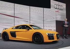 Audi R8 V10 plus uvedl předseda představenstva Audi Rupert Stadler
