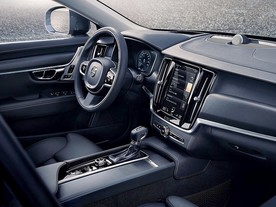 Volvo V90 Cross Country