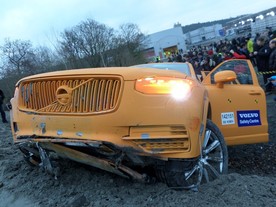 Volvo XC90 po crash testu