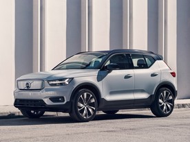 Volvo XC40 P8 AWD Recharge 