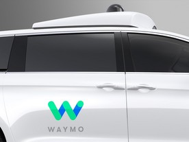 Waymo Chrysler Pacifica hybrid