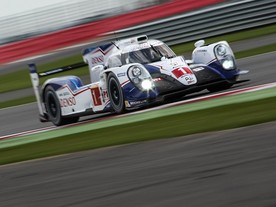 Sébastian Buemi s Toyotou TS040 Hybrid dojel třetí se ztrátou 14,816 s