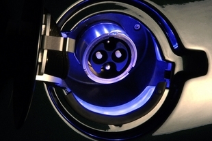 Další podoba zástrčky pro dobíjení aut z USA