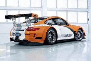 Porsche 911GT3 R hybrid